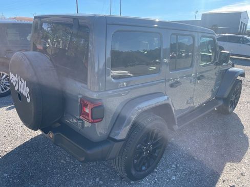 Used 2023 Jeep Wrangler Unlimited Sahara w/ Cold Weather Group image 3