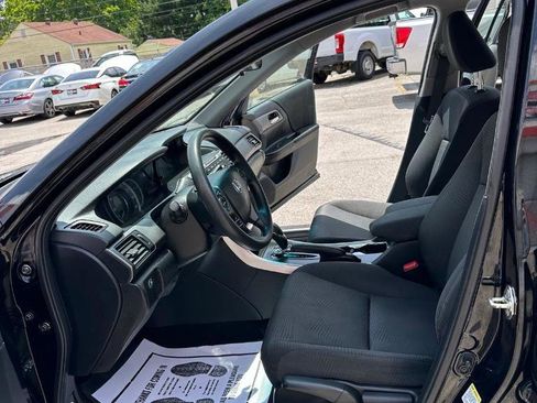 Used 2015 Honda Accord LX image 13
