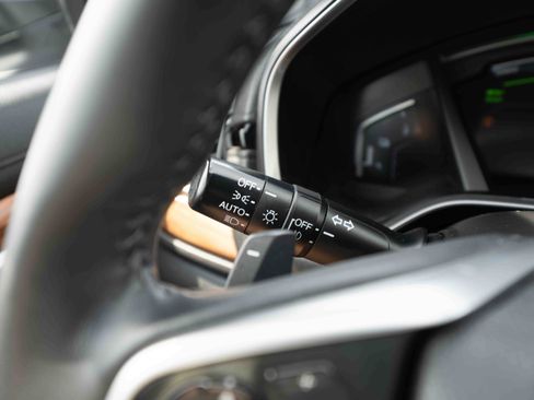 Used 2022 Honda CR-V Touring image 13