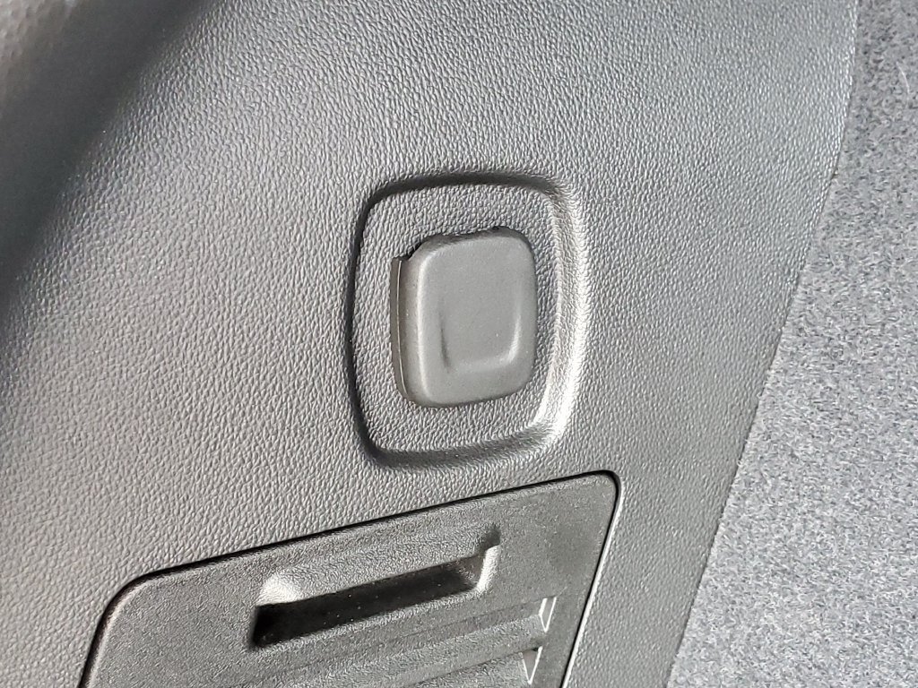 Certified 2023 Cadillac XT5 Premium Luxury w/ LPO, Floor Liner Package FWD image 33