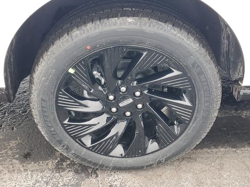 New 2026 Lincoln Navigator Reserve w/ Jet Appearance Package image 5