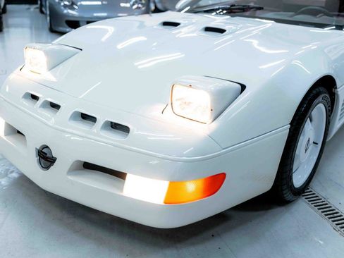 Used 1990 Chevrolet Corvette Convertible image 17