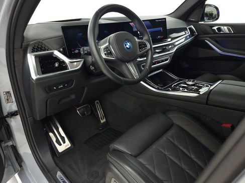 Used 2024 BMW X5 xDrive50e w/ Executive Package image 17