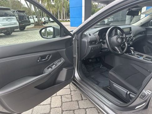 Used 2025 Nissan Sentra S FWD image 22