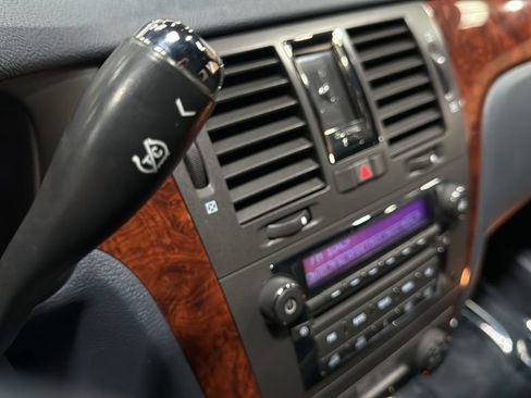 Used 2011 Cadillac DTS Limousine FWD image 35