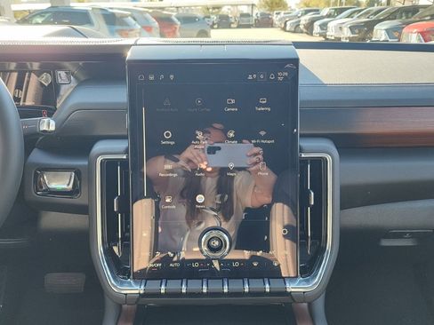 New 2026 GMC Yukon XL Denali w/ Sun & Power Step Package image 30