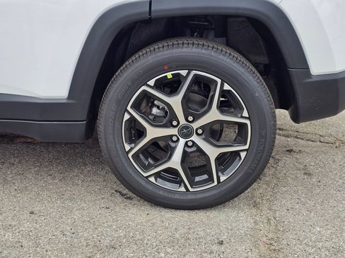 New 2026 Jeep Compass Limited AWD/4WD image 9