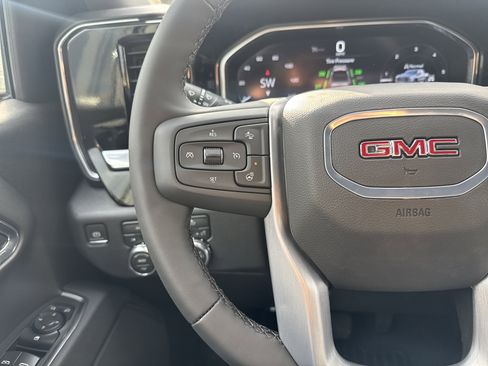 New 2026 GMC Sierra 1500 Elevation image 18