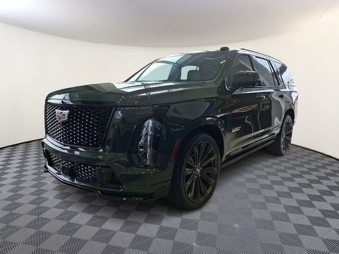Used 2025 Cadillac Escalade V image 9