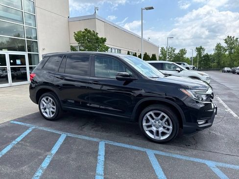 Used 2024 Honda Passport EX-L image 5