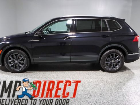 Used 2022 Volkswagen Tiguan SE w/ Panoramic Sunroof Package AWD/4WD image 10