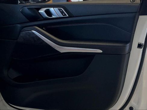 Certified 2023 BMW X5 sDrive40i w/ Premium Package image 21