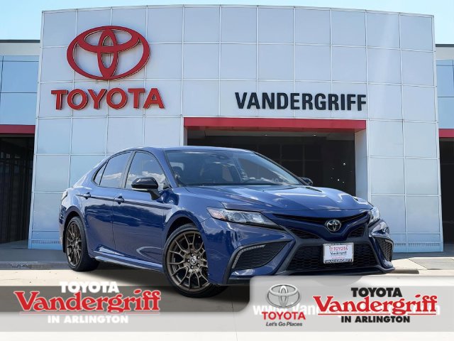 Certified 2023 Toyota Camry SE FWD image 1