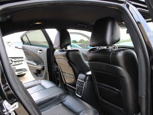 Used 2020 Dodge Charger SXT w/ Plus Group RWD image 48