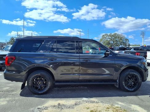 Used 2023 Ford Expedition Timberline image 8