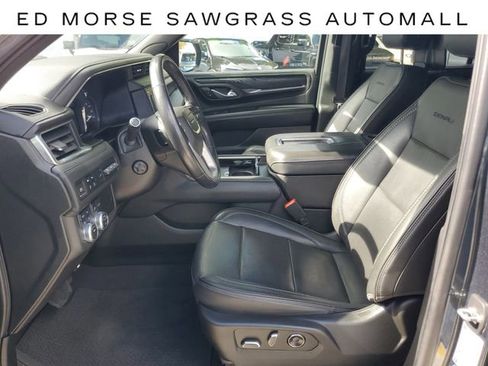 Used 2021 GMC Yukon Denali w/ LPO, Illumination Package image 17