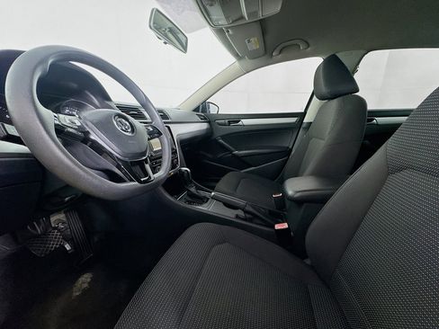 Used 2016 Volkswagen Passat 1.8T S image 20