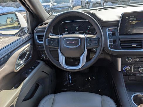 Used 2024 GMC Yukon SLT image 19