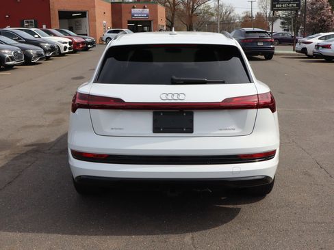 Used 2021 Audi e-tron Premium Plus w/ Premium Plus Package AWD/4WD image 6