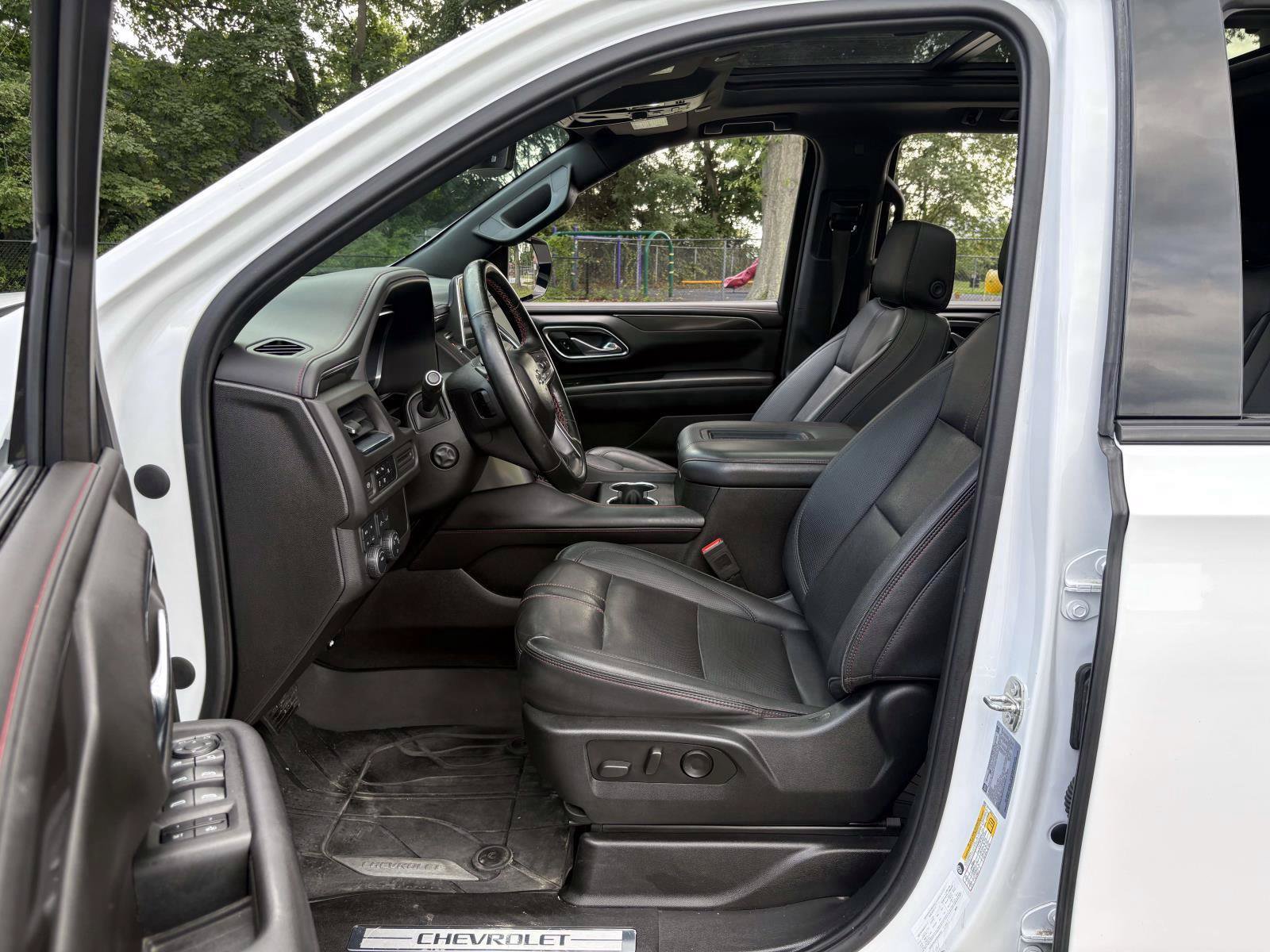 Used 2023 Chevrolet Tahoe RST w/ Luxury Package AWD/4WD image 20
