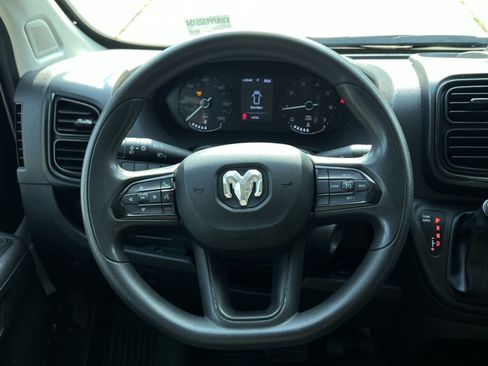 Used 2023 RAM ProMaster 2500 FWD image 24