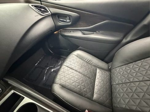 Certified 2023 Nissan Murano Platinum w/ Cargo Package FWD image 23