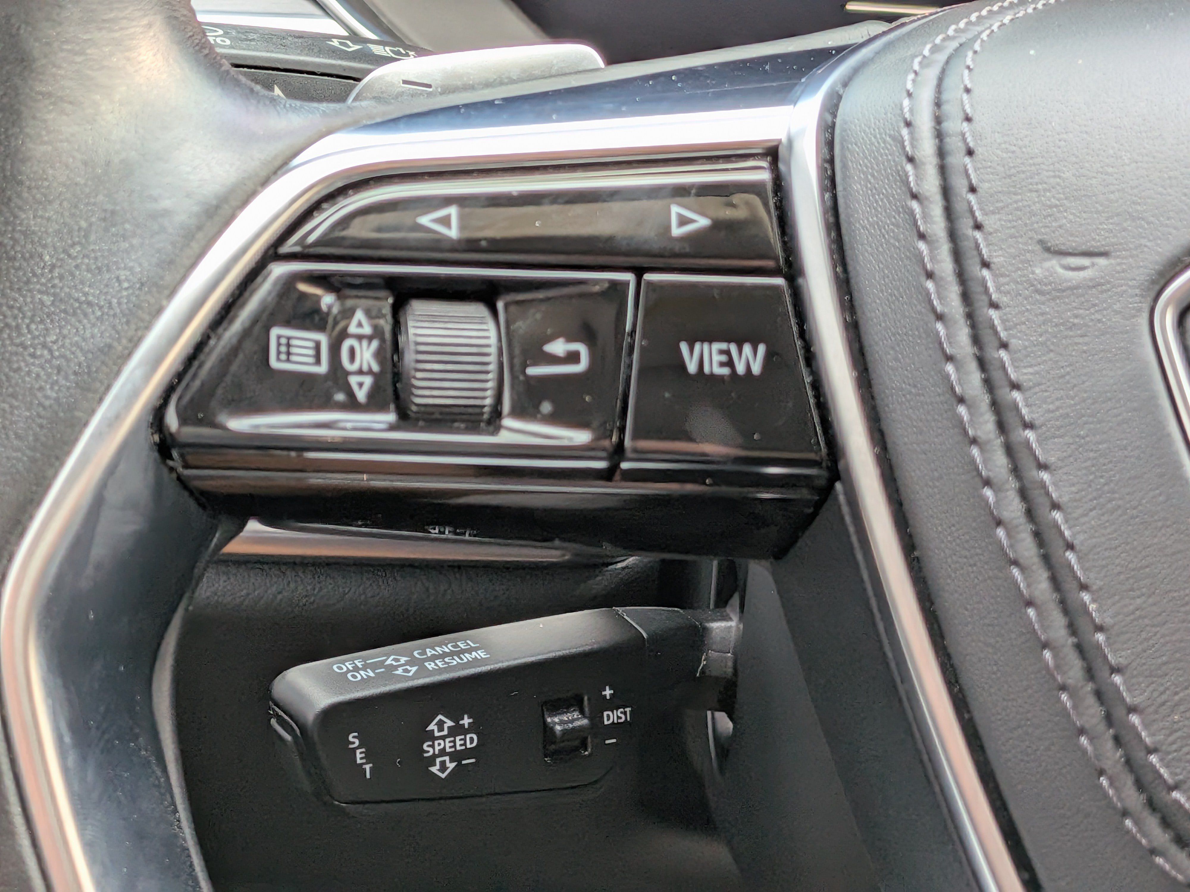 Used 2022 Audi A8 L 3.0T w/ Executive Package AWD/4WD image 24