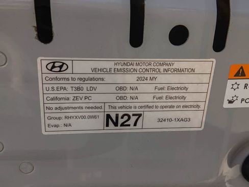 Used 2024 Hyundai Ioniq 5 SEL image 27