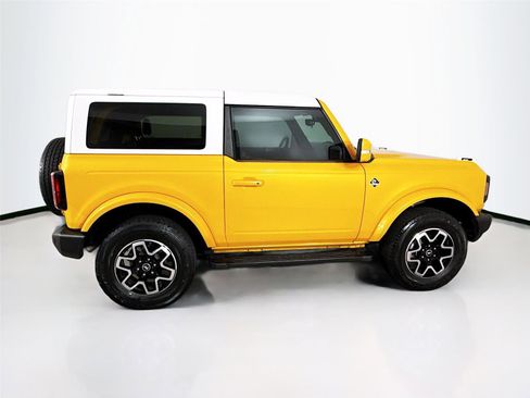 Used 2022 Ford Bronco Outer Banks image 8