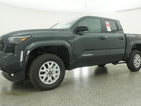 New 2026 Toyota Tacoma SR5 RWD image 5