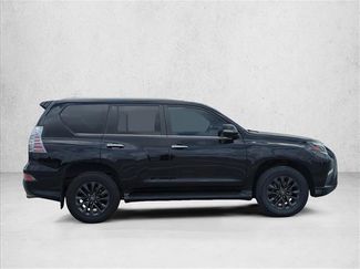 Used 2022 Lexus GX 460 Premium w/ Premium Plus Package AWD/4WD video 4