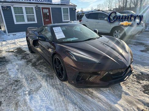 Used 2023 Chevrolet Corvette Stingray w/ Z51 Performance Package image 1