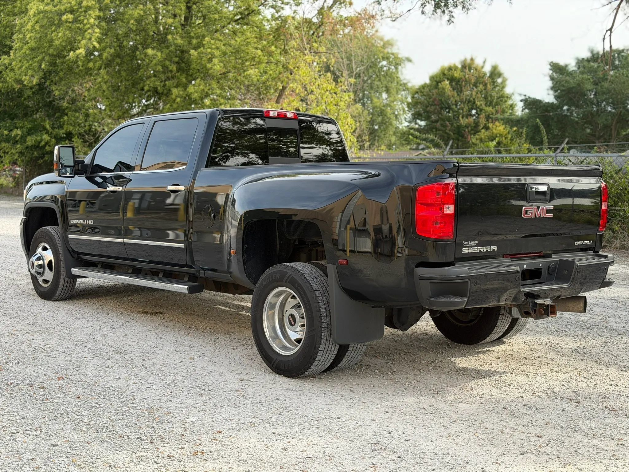 Used 2019 GMC Sierra 3500 Denali AWD/4WD image 7