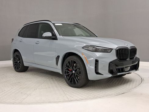 New 2026 BMW X5 sDrive40i w/ M Sport Package RWD image 7