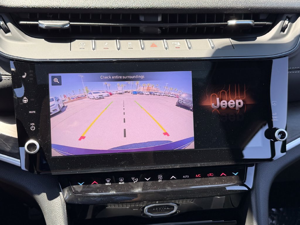 New 2026 Jeep Grand Cherokee Altitude AWD/4WD image 15