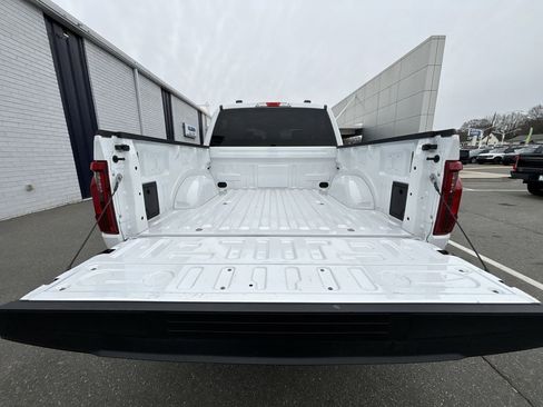 Used 2025 Ford F150 XLT w/ Equipment Group 301A Standard image 21