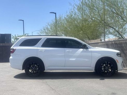 Used 2025 Dodge Durango GT w/ Blacktop Package AWD/4WD image 9