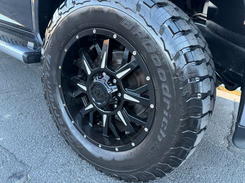 Used 2017 RAM 2500 Laramie image 11