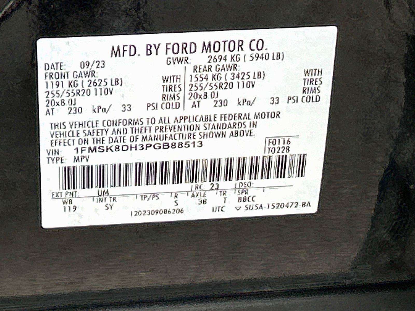 Used 2023 Ford Explorer XLT w/ Equipment Group 202A AWD/4WD image 46