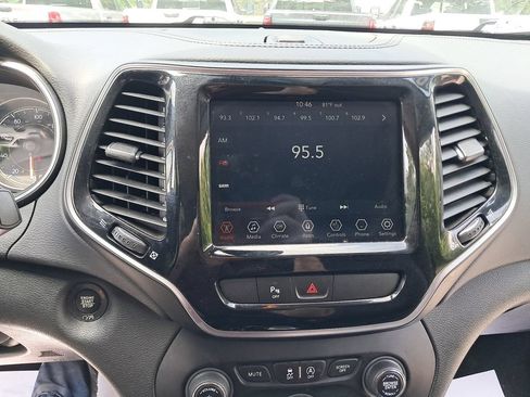 Used 2020 Jeep Cherokee Limited AWD/4WD image 22
