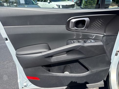 New 2026 Kia Sorento EX AWD/4WD image 10