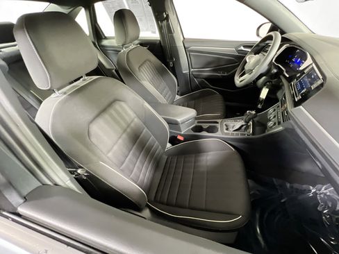 Used 2023 Volkswagen Jetta Sport image 25