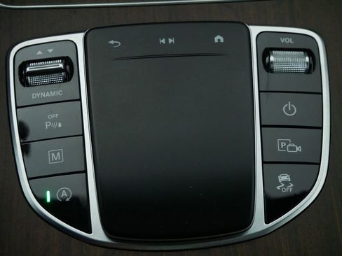 Used 2020 Mercedes-Benz GLC 300 GLC 300 image 32