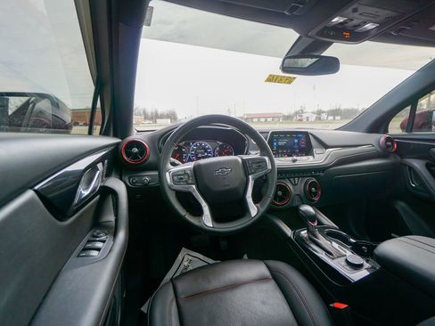 Used 2022 Chevrolet Blazer RS w/ Enhanced Convenience Package image 16