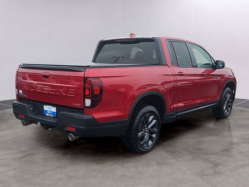 Certified 2025 Honda Ridgeline Sport image 3