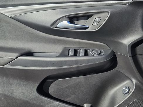 New 2026 Buick Envista Avenir FWD image 16