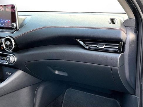 Used 2023 Nissan Sentra SR w/ Midnight Edition Package image 19