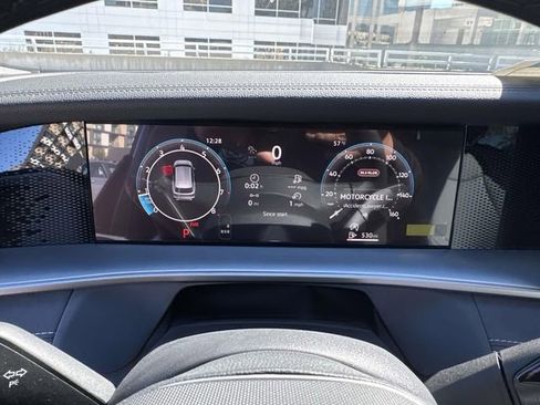 New 2026 Volkswagen Tiguan SE R-Line image 19