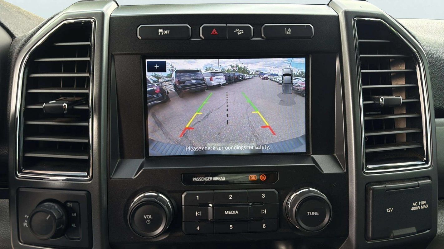 Used 2020 Ford F250 XLT w/ XLT Premium Package AWD/4WD image 13