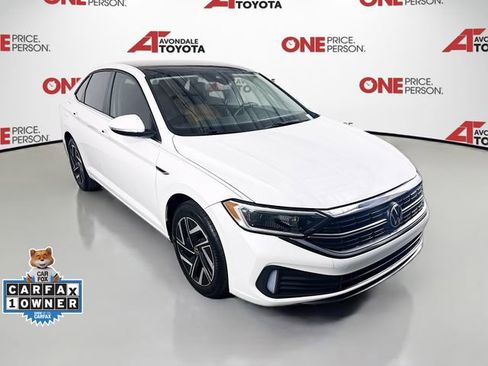 Used 2024 Volkswagen Jetta SEL FWD image 1